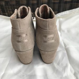Toms Desert Wedge Bootie